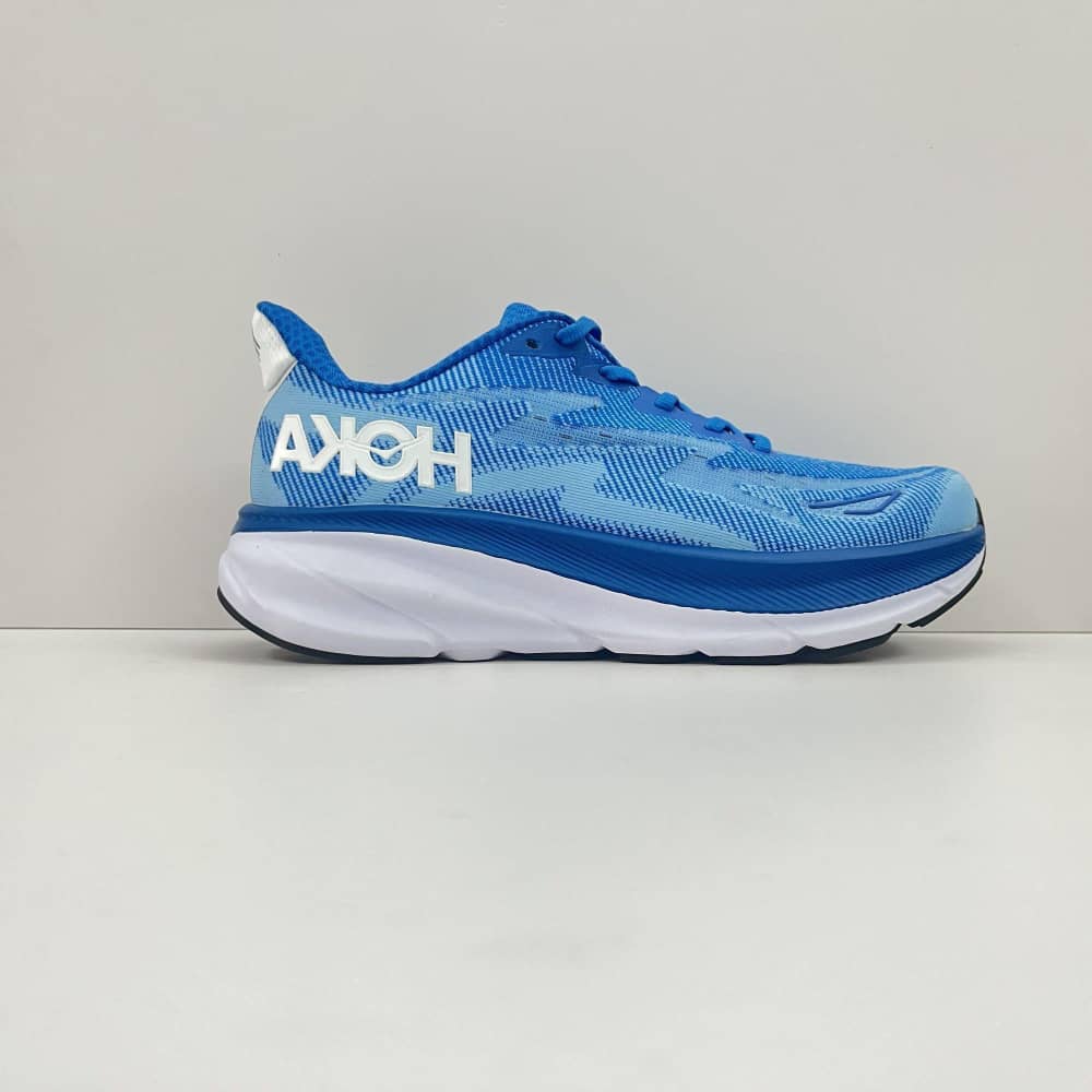 HOKA CLIFTON 9
