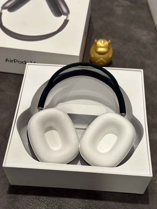 AirPods Max With Smart Case