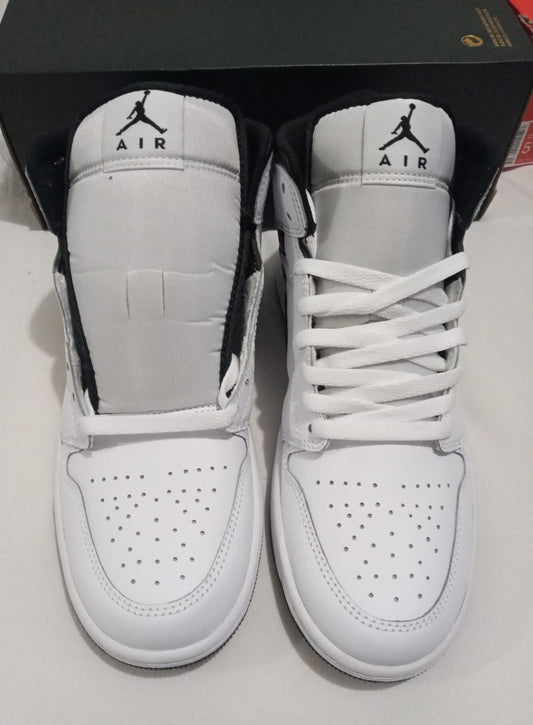 Air Jordan 1 Black and White